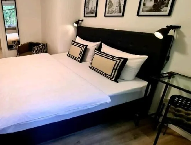 Moes Diner Hotell Schloß Holte-Stukenbrock